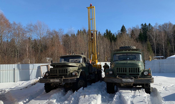 Можно ли бурить скважину под воду зимой